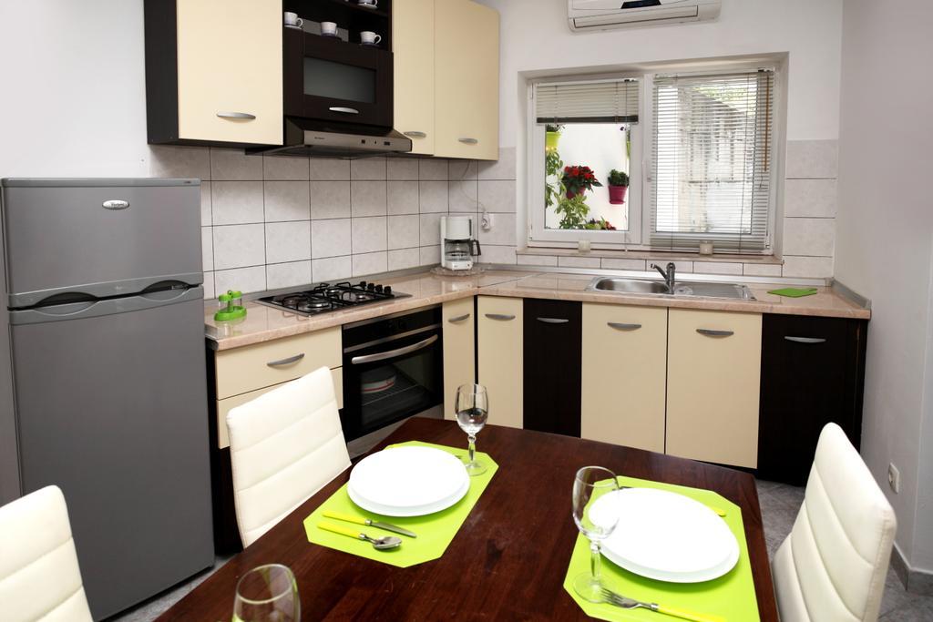 Apartment Lidija