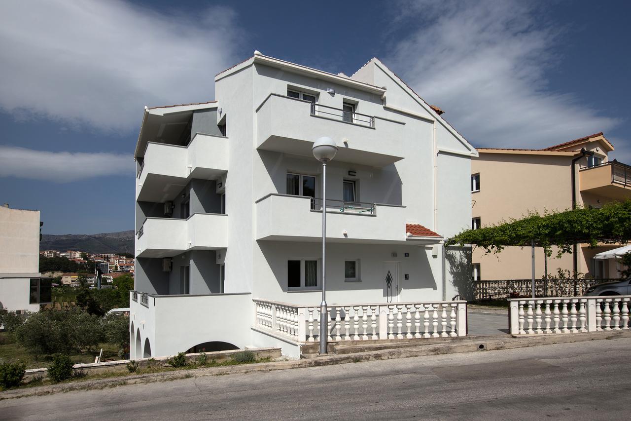 Apartment Lidija *