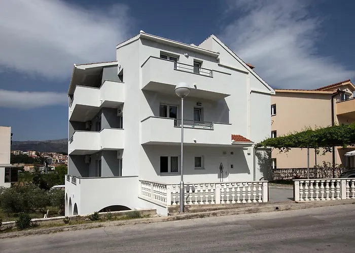 Apartment Lidija