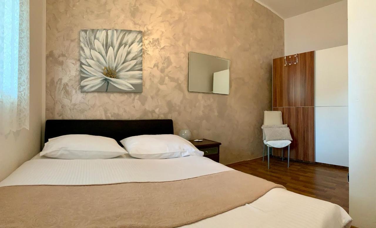 Apartament Lidija *